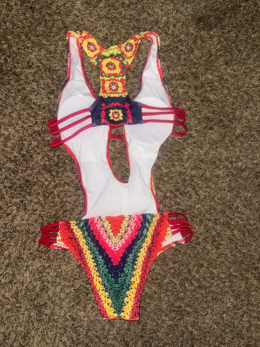 Swimsuit - Picture 3 of 4